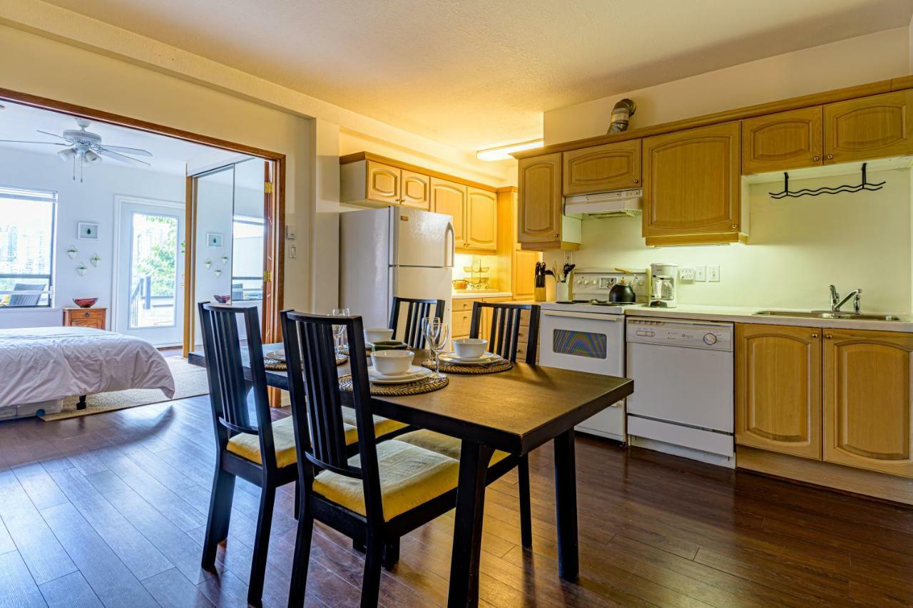 Charming 1 Bdrm View Suite Vancouver Buitenkant foto