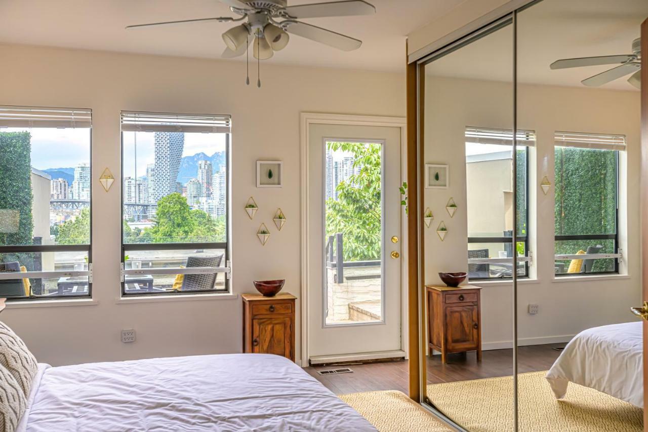 Charming 1 Bdrm View Suite Vancouver Buitenkant foto